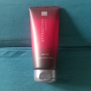 Avon Attraction Instinct - żel do mycia dla niego - 200 ml