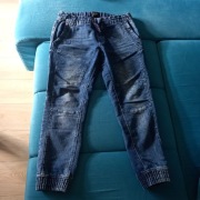 Spodnie sportowe Reserved 34