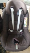 Fotelik Maxi Cosi 2way Pearl + baza 2way fix