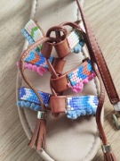 Kolorowe sandały rzymianki wiązane Accessorize 40 41