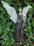 Anioł Stróż Powertex z mieczem i tarczą, handmade 