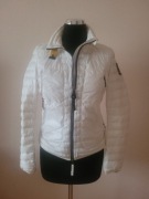 Kurtka wiosenna, puchowa włoskiej firmy Parajumpers.