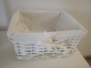 Uroczy biały koszyk 