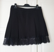 LIU JO MILANO SPÓDNICZKA Z KORONKĄ NOWA 40/S