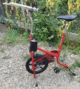 Rower treningowy mechaniczny Universal sprawny