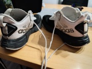 Buty młodzieżowe Adidas Ownthegame rozmiar 40