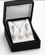 Srebrny komplet biżuterii 925 – naszyjnik + kolczyki z perłami