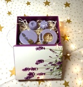 Zawieszka zapachowa 2 sztuki plus 2 woski zapachowe. Lawenda.