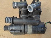 POMPA PŁYNU CHŁODNICZEGO UKŁADU BMW e34 ORYGINAŁ HELLA