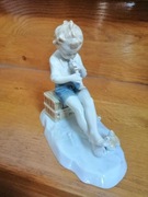 Chłopiec z kurczakiem figurka porcelanowa Metzler Ortloff Antiki