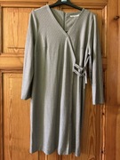 Elegancka sukienka w pepitkę 46