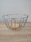 Druciany koszyk na owoce i warzywa drewno stal nierdzewna