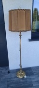 Vintage lampa podłogowa mosiężna – skórzany/pergaminowy klosz – 2 żarówki 