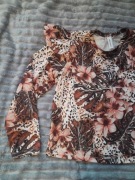 Bluzka panterka z kwiatami i falbanki rozm.M/L