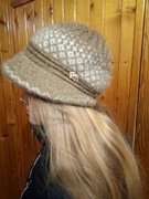 Czapka zimowa z daszkiem.