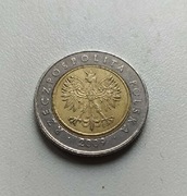 Destrukt 5zł z 2009r z przesuniętym rdzeniem 