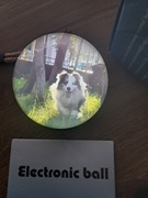 nowa kryształowa kula 3d wyświetla animacje, filmy z głosem i zdjęcia.