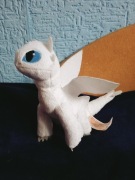 Biała Furia maskotka jak wytresować smoka 