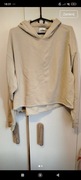 Krótsza bluzka pull&bear pasuje na 42/44