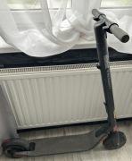 Hulajnoga elektryczna - Segway Ninebot Kickscooter ES2