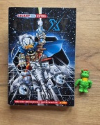 Komiks Kaczor Donald Gigant Galaxy 3/2022 figurka vintage retro kosmita ufo