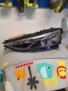 Reflektor lewy Audi etron gt rs 4j3941085