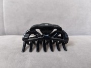 Czarna spinka żabka do włosów