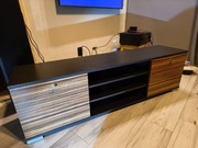 Zestaw mebli pokojowych.