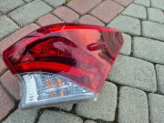 Lampa tył prawa w błotnik Auris kombi II Lift