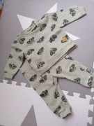 Dres niemowlęcy 74. DISNEY Simba. Cool Club ze Smyk. Jak nowy. Oliwkowy. 