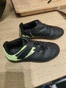 Buty do piłki nożnej / turfy dzieci Kipsta 100 Easy AG/FG na rzepy r. 29