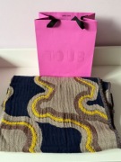 szal Tous Bear Waves