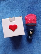 Nowy RETRO ocieplacz na jajko + podstawka + prezentowe pudełko