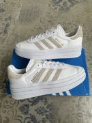 Limitowane buty damskie Adidas gazelle bold białe bezowe 38 23.5c m