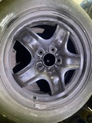 Felgi Opel 16", strukturalne, z kołpakami