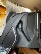 Audi A-3 e-tron boczki drzwi tył