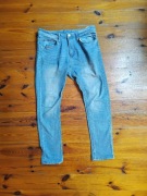 Nowe Jasne Jeansy marki Sinsay