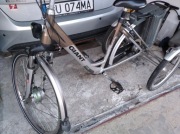 Sprzedam rower trójkołowy elektryczny , marki GIANT.