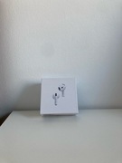 Airpods 4 ANC.   
