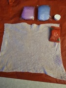 Podróżne sprasowane bawełniane ściereczki oraz turystyczne płatki mydła