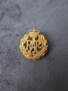 Oryginalna odznaka na czapkę armii brytyjskiej Sił Lotniczych RAF