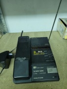 Telefon retro panasonic cegła