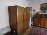 SZAFA TRZYDRZWIOWA, LATA 50-TE + INNE MEBLE