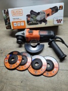 Szlifierka BLACK+DECKER 115 mm