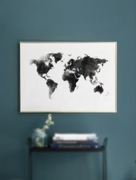 Desenio plakat World Map Watercolor, czarna mapa świata, 70x100 cm