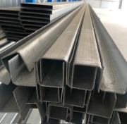 Ceownik zimnogięty ocynkowany 40x40x2