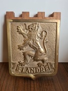FLANDRIA Herb z pełnego mosiądzu na desce FLANDRE