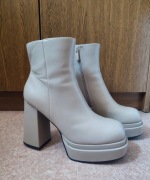 Botki Jenny fairy na obcasie beżowe 