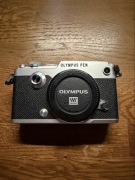 Olympus Pen-F pełny zestaw w stanie kolekcjonerskim + etui