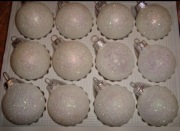 Bombki na choinkę  szklane białe  brokatowe 50mm 12szt